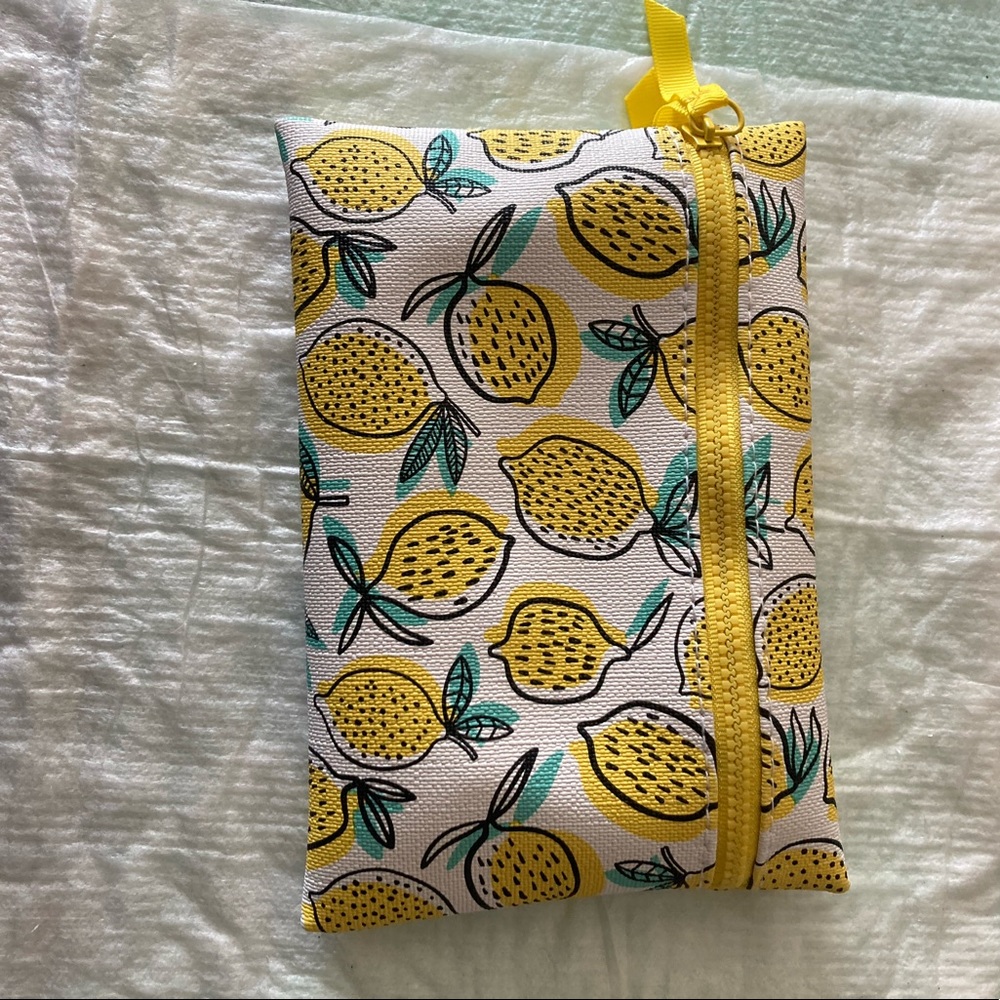 Ipsy Lemon makeup bag